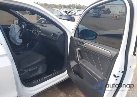 2023 Volkswagen Tiguan 2.0T Se R-Line Black from USA, damaged, VIN 3VVCB7AX5PM106531